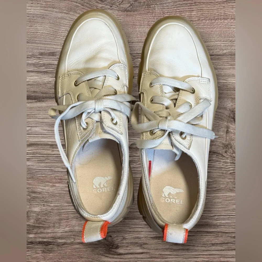 Sorel Women's Caribou X Shoe Waterproof Shoes SZ 10 Cream Orange